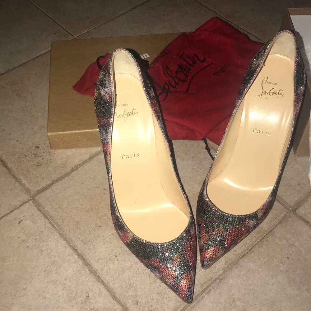 Christian Louboutin Pigalles size 40.5